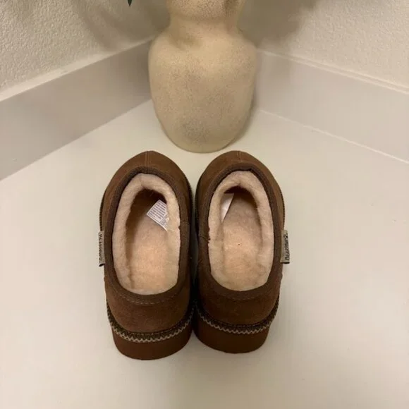 BEARPAW Caroline Suede Slip-On Platform Slippers – Warm Brown S7 NW/OT - Picture 3 of 4